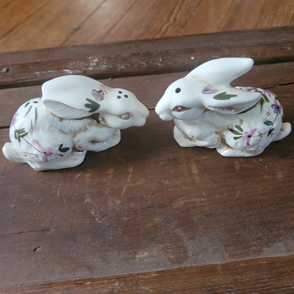 Source Unknown White Floral Ceramic Rabbits